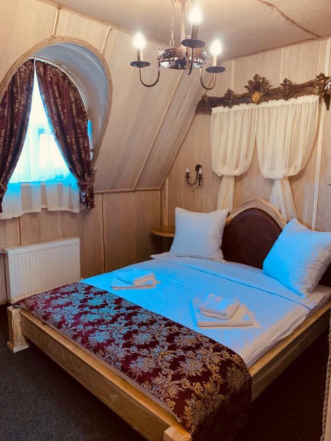 Готельно-Ресторанний Комплекс «Галицький Замок» Ternopil Buitenkant foto